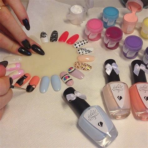 Się szkolimy icon eclair nude nails nailart nudenails nailswag nailporn flowers sweet