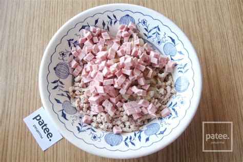 Слойки с курицей и ветчиной - рецепт с фотографиями - Patee. Рецепты