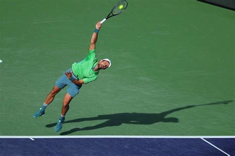 Indian Wells Novak Djokovic Siegt Mit M He Beim Comeback