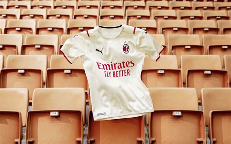 AC Milan E PUMA Presentano Il Nuovo Away Kit Per La Stagione 2021 2022