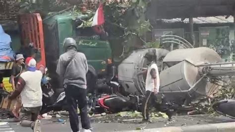 Update Jumlah Korban Kecelakaan Maut Di Bekasi 30 Orang Korban