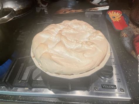 Quince Meringue Pie Recipe - Delishably