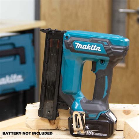 Makita Dfn350zj 18v Lxt Brad Nailer With Makpac Case Makita Brad Nailers Uk