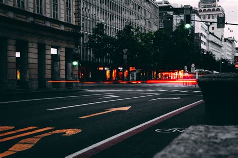 1600x1200 resolution | gray asphalt road, cityscape, traffic lights ...