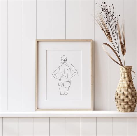 Naked Woman Body Black And White Line Art Woman One Line Etsy