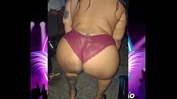 Horn Le Pide A La Puta Que Le Haga Un Striper Y Termina Chupando Polla XVIDEOS