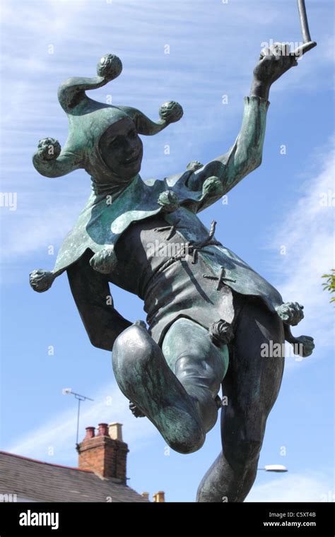 Jester Statue Stratford Upon Avon Hi Res Stock Photography And Images