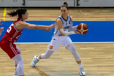 Radka Sta Ov V Novej Sez Ne S As Ou Ajok Ensk Basketbalov