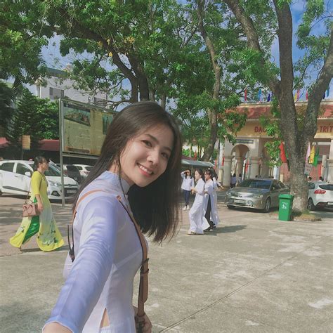 Ai còn nhớ dàn hot girl hot boy từng một bước thành hiện tượng mạng