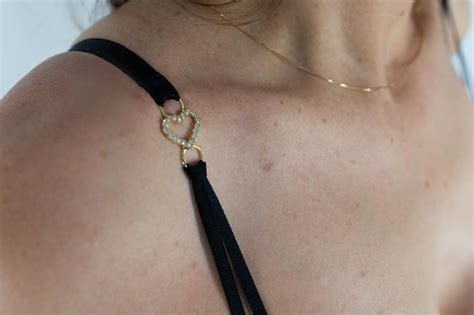 Conjunto de lingerie reguladores de coração banhado a ouro k Musa da ImaginaÃÃo