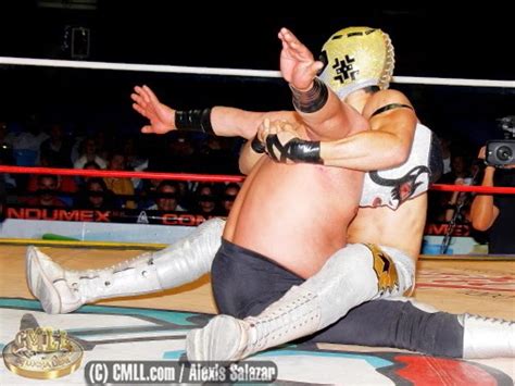 Lucha Libre Porra Fresa Maximo Quiere La Cabellera De Negro Casas