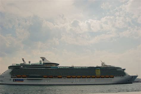 Liberty of the Seas - description, photos, position, cruise deals