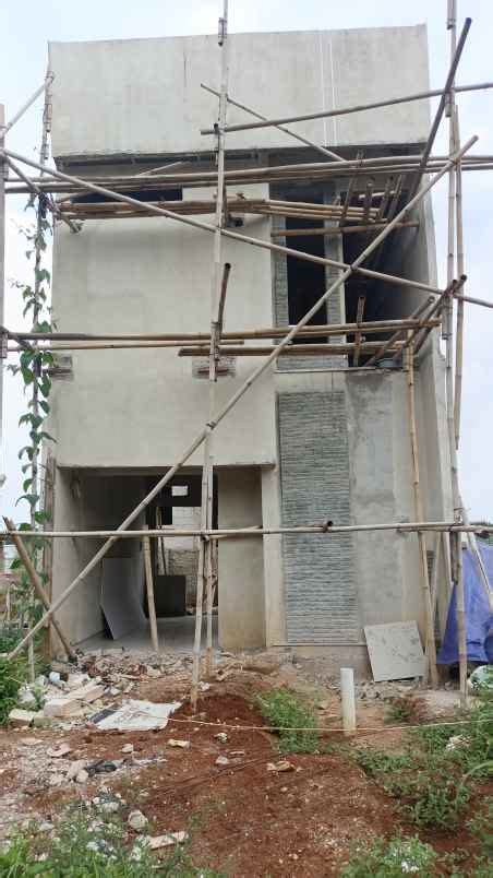 Rumah Lantai Ada Rooftop Di Sukamaju