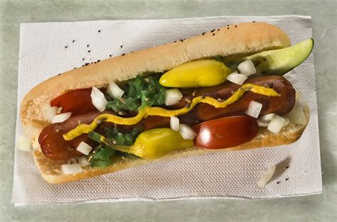 Hot dogs mustard - Chicago Tribune