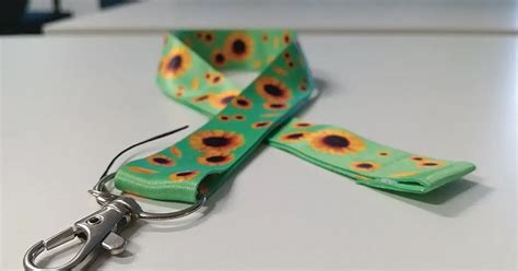 Colar De Identificação Girassol - Colar de Girassol é oficializado para identificação de deficiências ...