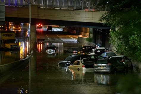 Video Severas Inundaciones Causan Estragos En Nueva York