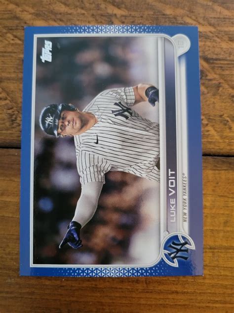 Topps Baseball Series Luke Voit Royal Blue Parallel New