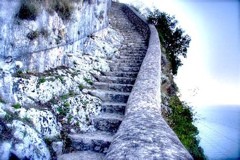 Phoenician Steps Capri - Travel Through Italy