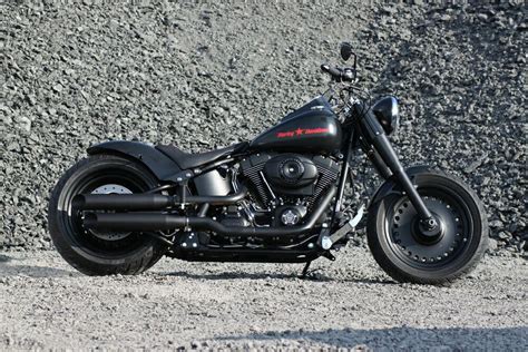 All Black Harley Bobber | Reviewmotors.co