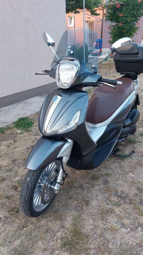 Piaggio Beverly Cijena 4300 Crna Gora Budva Centar Grada Motori