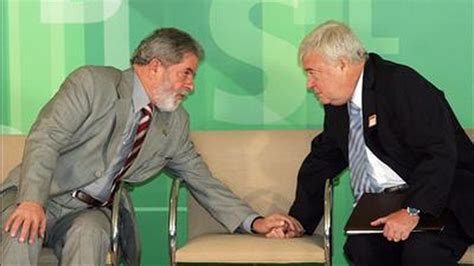 Lula firma garantías para Mundial de 2014