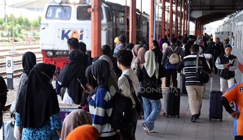 Situasi Arus Balik Libur Hari Raya Idul Fitri Di Stasiun Wilayah Daop 7