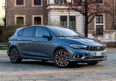 Fiat Tipo Tipo Hybrid Dct Porte Cross Nuove Listino Prezzi Auto