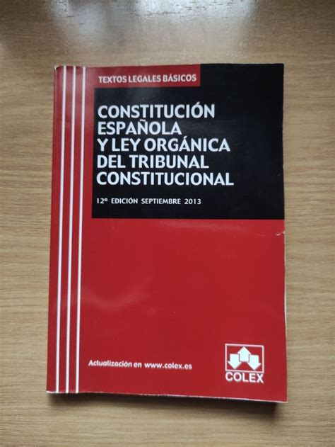 Constitución Y Ley Orgánica Del Constitucional De Segunda Mano Por 2 Eur En Santa Cruz De