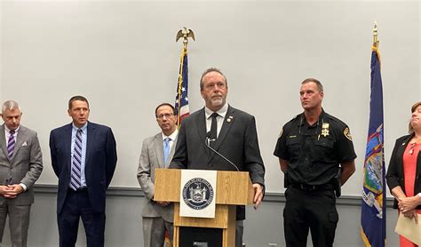 Senator Oberacker Continues to Press for Changes to State's Failing