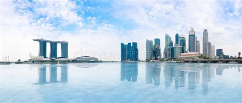 Singapore skyline panorama. Singapore skyline of business district and ...