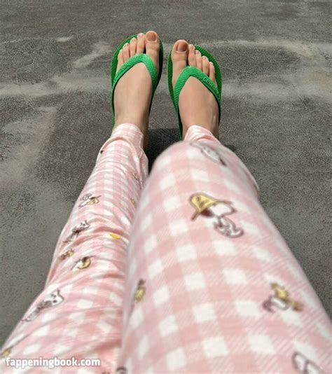 Isa Pes Nude OnlyFans Leaks Fappening FappeningBook