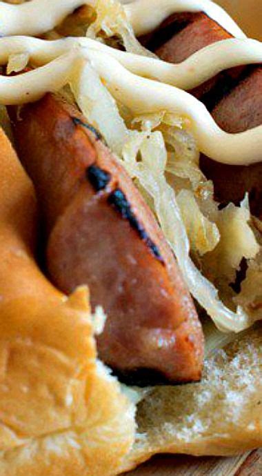 Grilled Kielbasa Rolls With White Barbecue Sauce Grilled Kielbasa