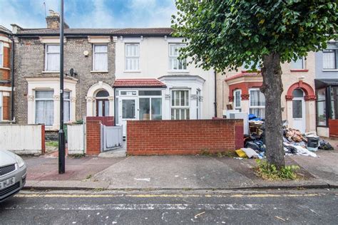 Meanley Road Manor Park London E12 4 Bed Terraced House 500 000