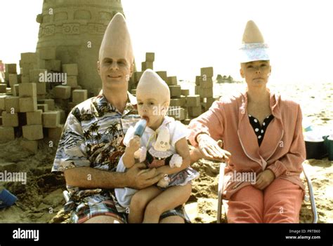 Dan aykroyd coneheads 1993 hi-res stock photography and images - Alamy