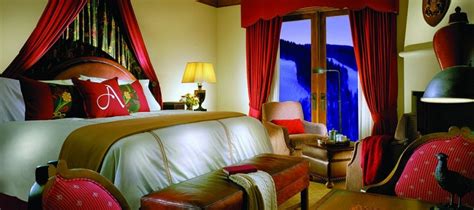 Arrabelle at Vail Square, Vail Ski Resort USA - Snowcapped Travel