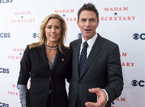 Téa Leoni Is Dating Tim Daly, Madam Secretary Co-Star | E! News