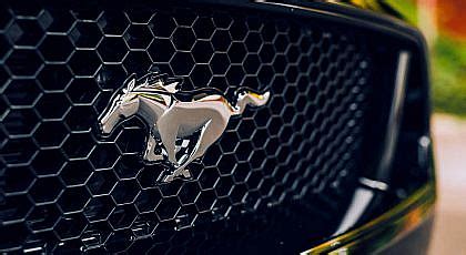 List of Car Logos with Animals: Ferrari, Ford Mustang & More | dubizzle