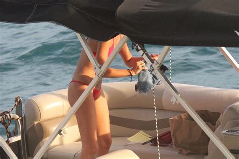 Sara Sampaio TheFappening Sexy In Bikini 17 Photos The Fappening