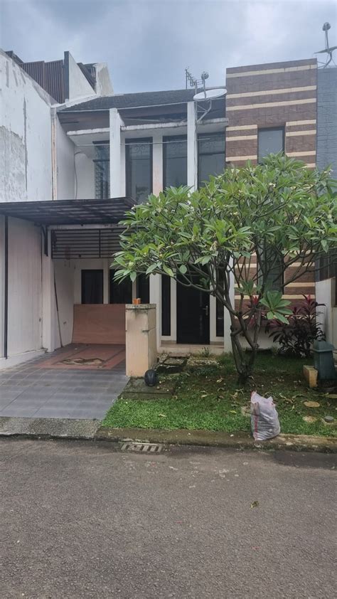 Rumah Bagus Di Emerald Terrace Bintaro Jaya Sektor