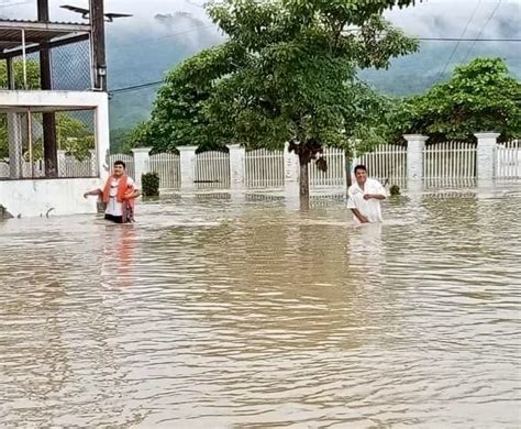 Lluvias Por Frente Frío 8 Dejan Inundaciones Deslaves Y