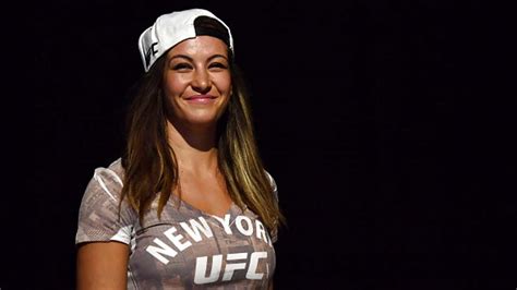 Miesha Tate Nude Set FitNakedGirls Photos