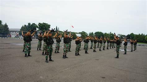 Tak Kenal Lelah Prajurit Yonif Marinir Mengasah Kekuatan Fisik Dan