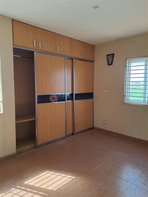 For Sale 3 Bedroom Flat Apartment Brooks Estate Along Command Road