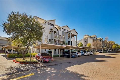 Bedroom Apartment Flat For Sale In Bryanston Cara Blu Vlok