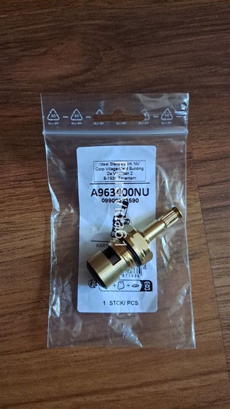 Кран-букса керамическая 180гр смесителя Ideal Standart