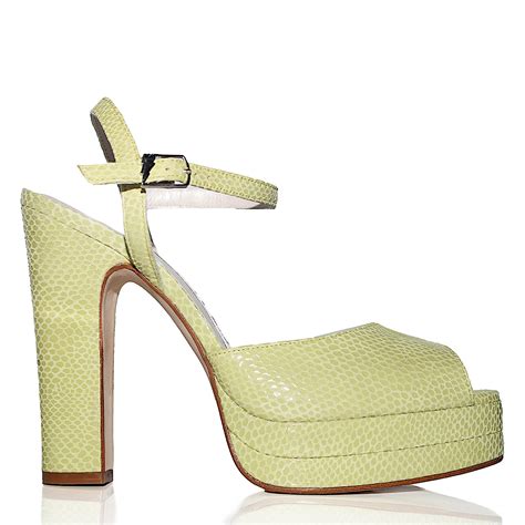 MARISSA MONTGOMERY - Terry de Havilland | Designer Luxury Shoes