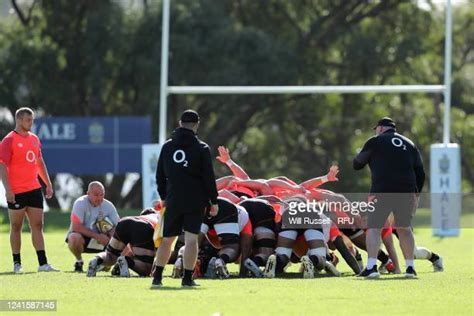 Rugby Union Scrum Photos and Premium High Res Pictures - Getty Images