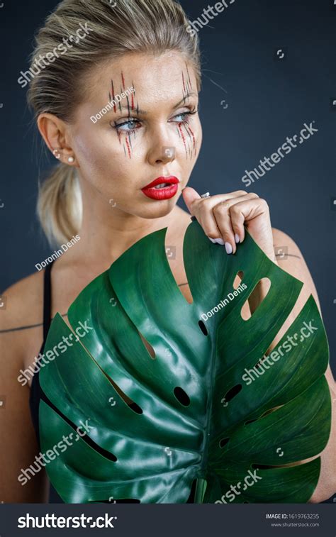 Beautiful Girl Sexy Blonde Swimsuit Posing Stock Photo 1619763235 Shutterstock