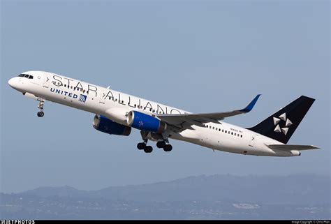 N14120 | Boeing 757-224 | United Airlines | Chris Phan | JetPhotos