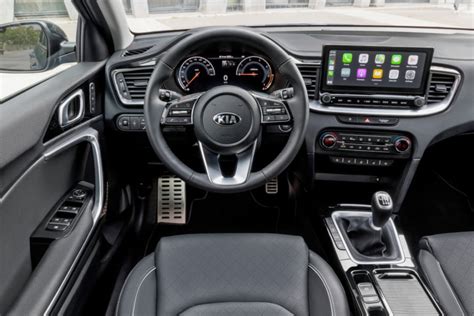 Ya disponible la gama Kia Ceed MHEV Etiqueta ECO y motor diésel